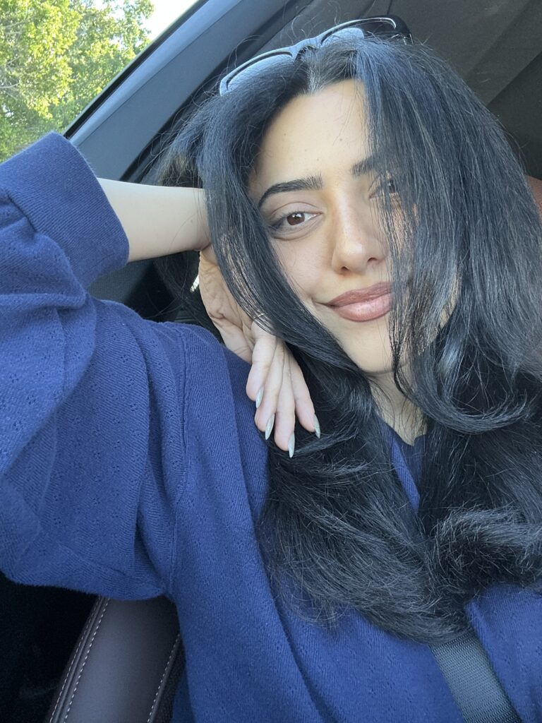 Anais Amin Photos 2026